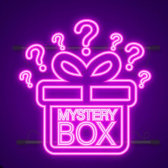 Mystery Box 🤩🤩🤩🤩 - Picture 1 of 1